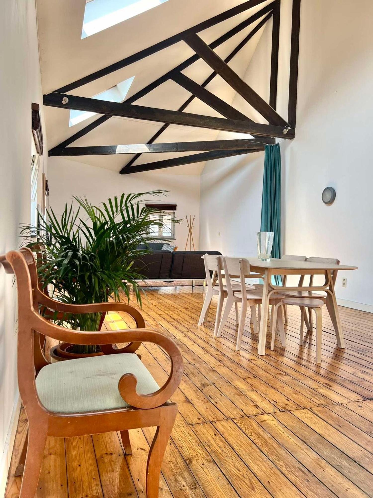 Apartment Superbe Loft En Plein Coeur Du Centre-ville ! *